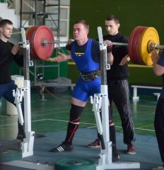 Кам`янчанин став майстром спорту України з пауерліфтингу